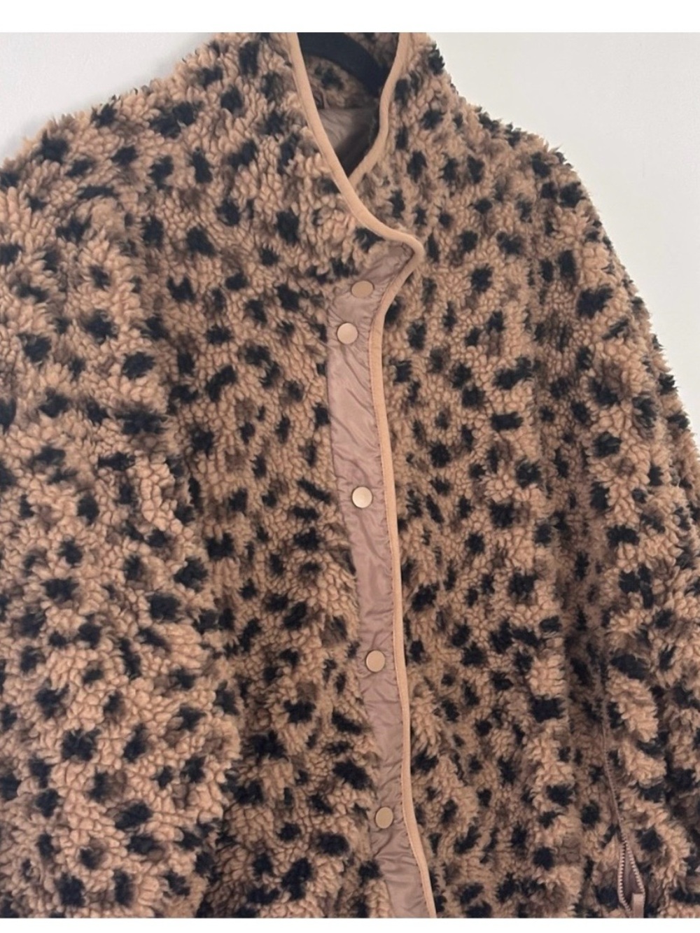 Cheetah Leopard Print Fabletics Tahoe Teddy Coat Snap Up Jacket XXL - Picture 3 of 6